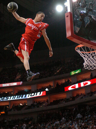 英冠半场：哈里斯破门，埃格利中柱，牛津联1-0伊普斯维奇