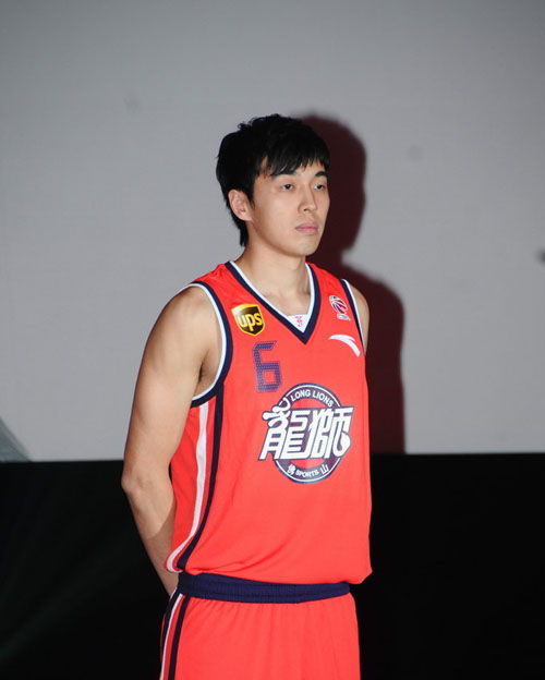 哈登生涯总得分超越奥尼尔，晋升NBA历史第九，现役仅次詹姆斯杜兰特