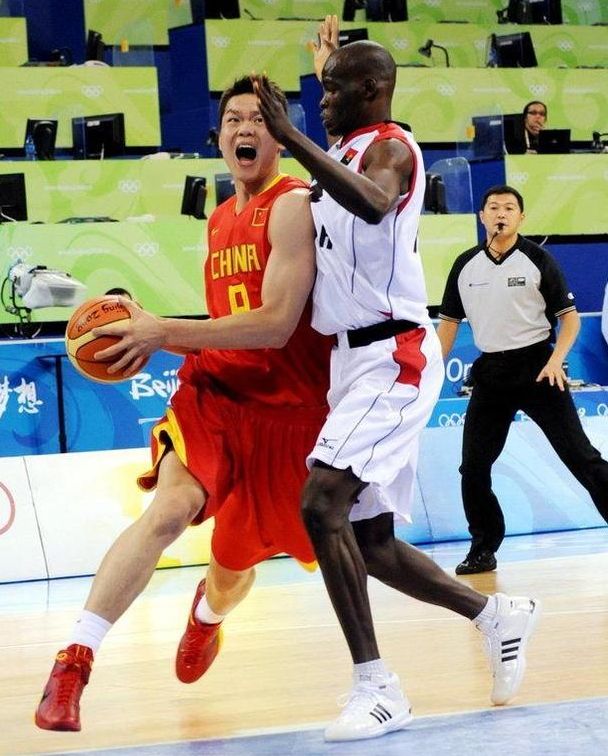 解析迈阿密马林鱼队的年轻核心如何在高强度的国联东区寻求突围